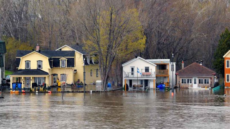 Flooded-Quebec-town-WEBOpt