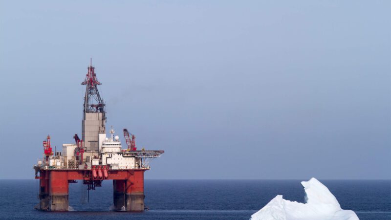 offshore_oil_rig_shutterstock
