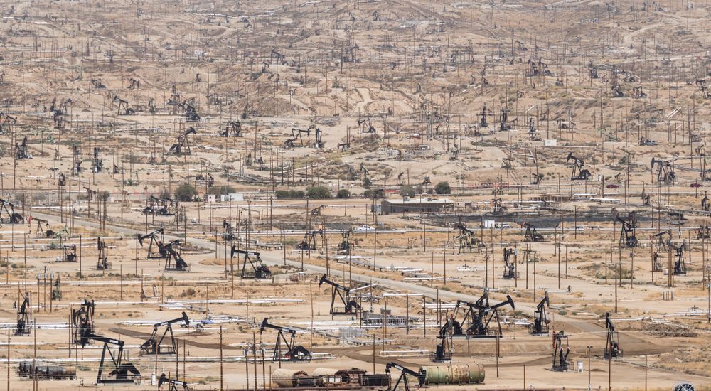 Kern River Oil Field, the most dense oilfield in the United States. Thousands of pumpjacks in the town of Bakersfield, California.