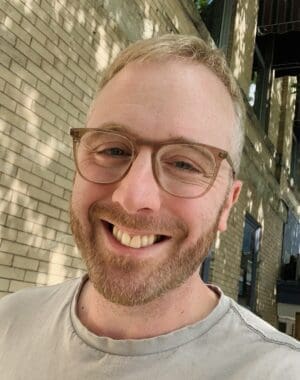 matthew-carroll-bio-image